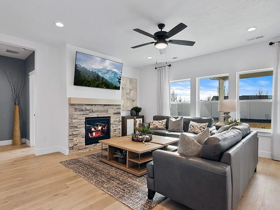 OUR HOUSE(プロモーション盤 ) 12インチ Spruce | 2-Story Floor Plan New Home in Idaho | Hubble Homes